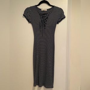 SHORT SLEEVE BODYCON DRESS